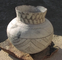 Native American Prehistoric Item - Anasazi Olla Pottery. Red Mesa